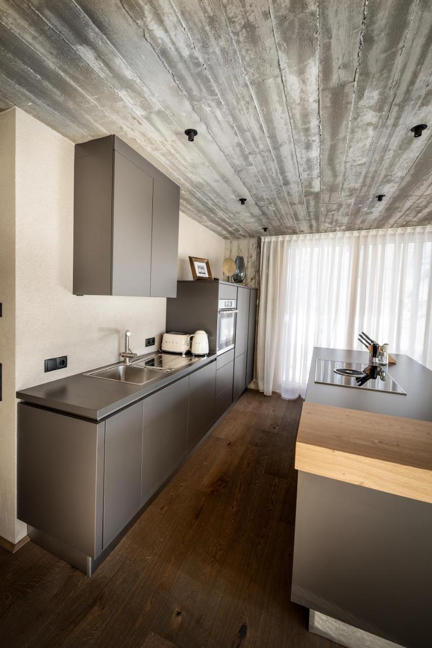 Glanz & Glory Appartements Laengenfeld Exterior foto